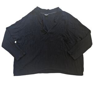 Artists & Revolutionaries Black Boxy V-Neck Long Sleeve One Size Minimalist